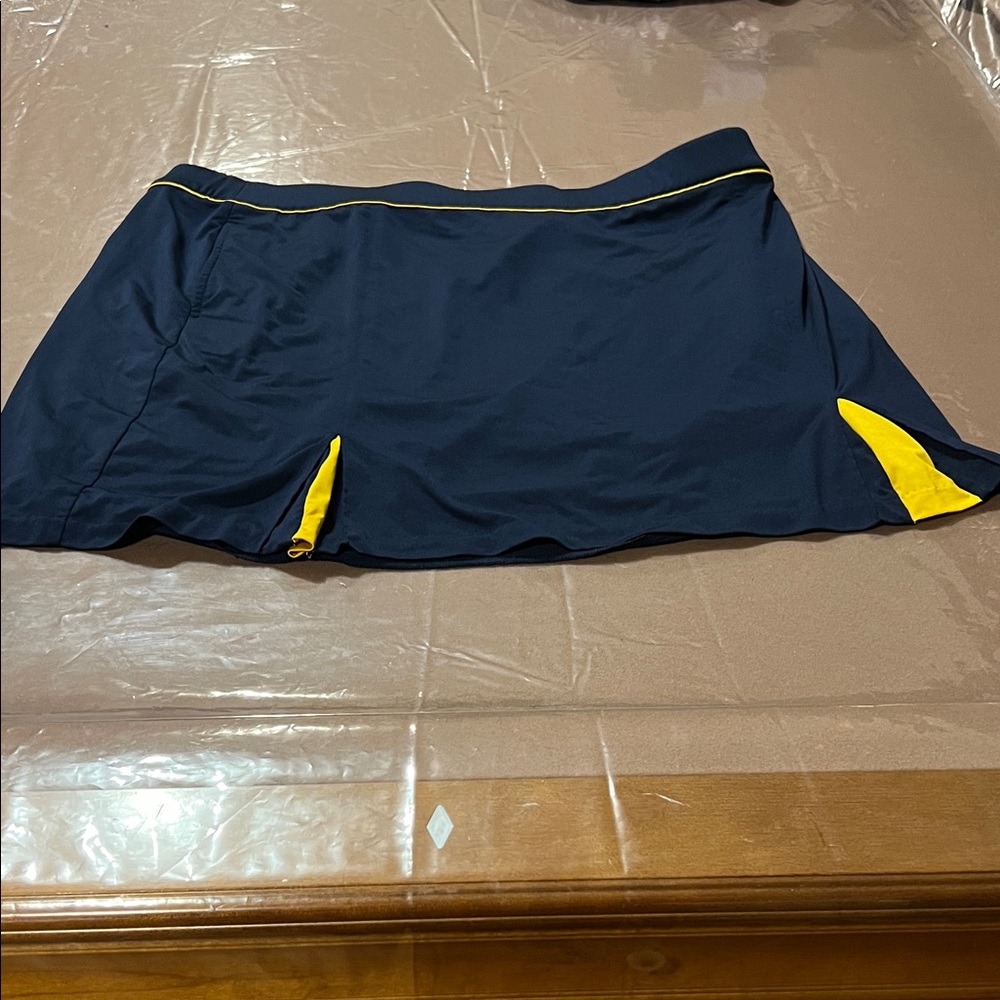 Stylish Navy and Yellow Mini Skirt